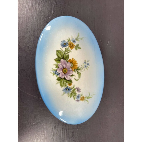 Vintage Porcelain Large Oval White Blue Flower Trinket Dresser Box Signed N M - Picture 5 of 11